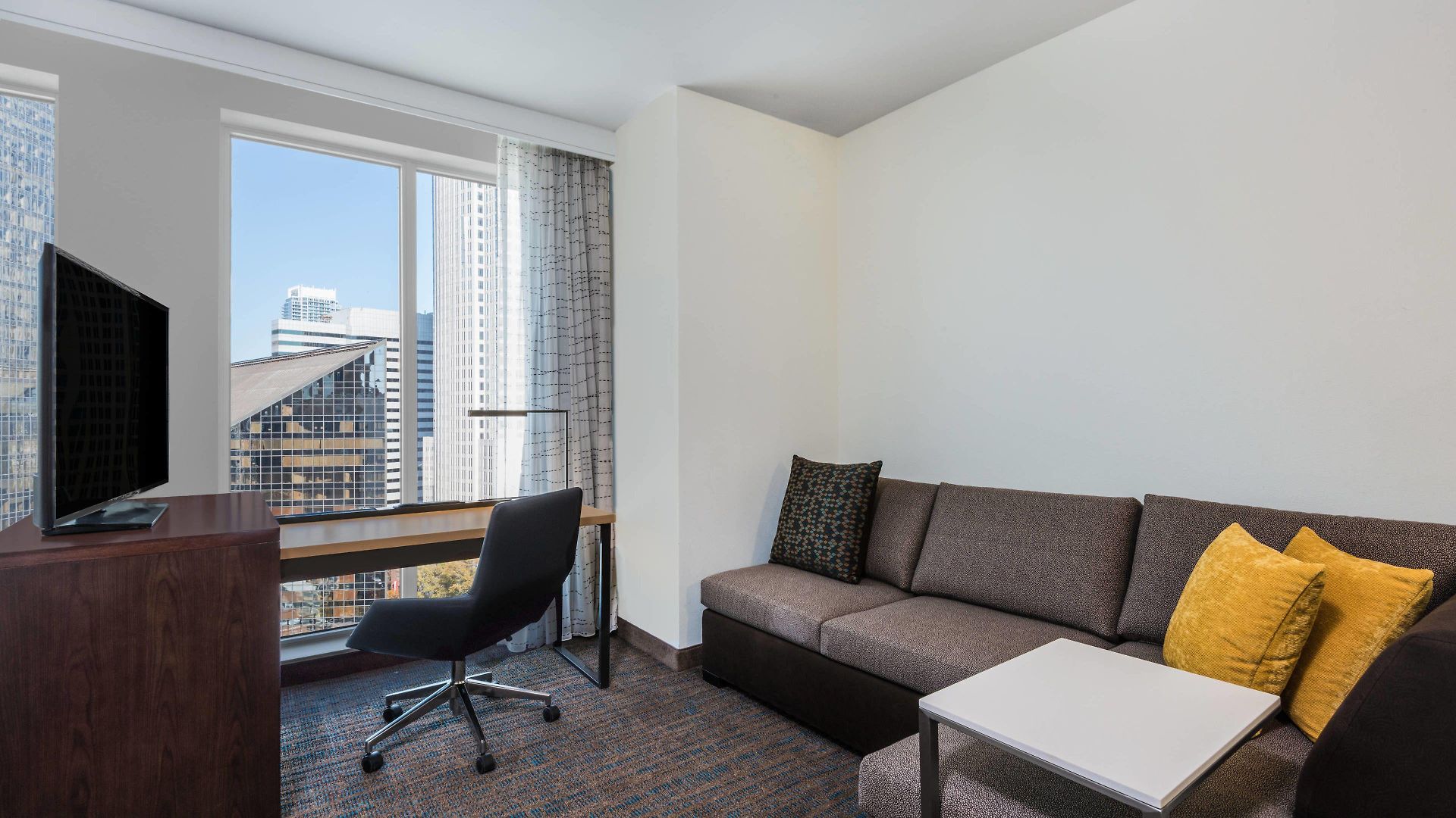 By Marriott Center 3* Charlotte