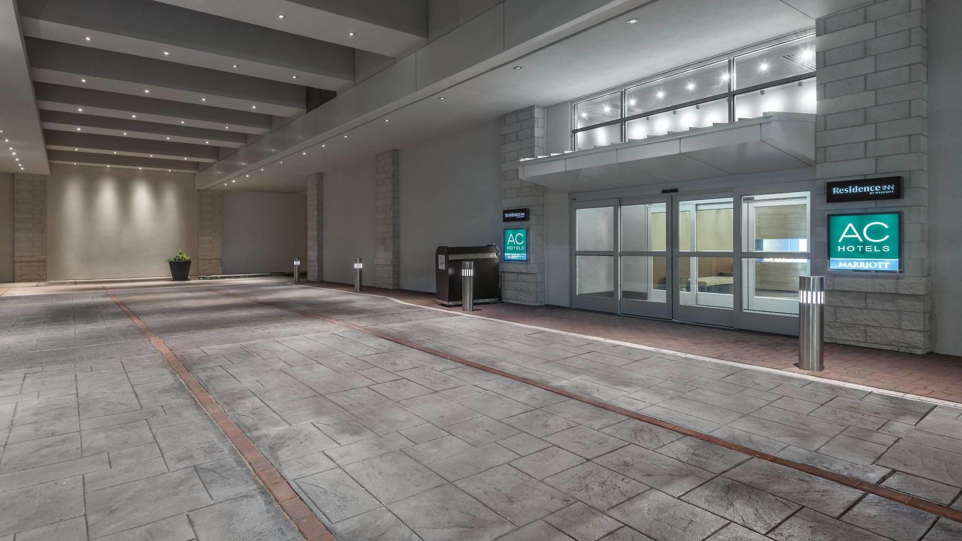 By Marriott Center 3* Charlotte