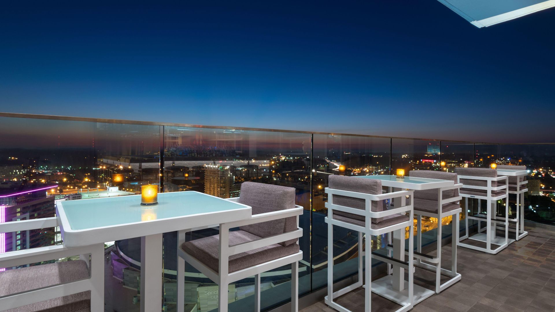 Hotel By Marriott Center Charlotte