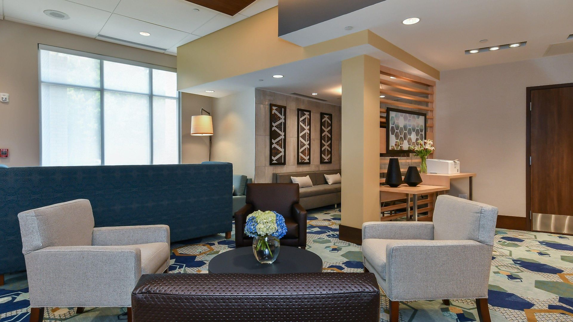 Hotel Express & - Ballantyne By Ihg 3*