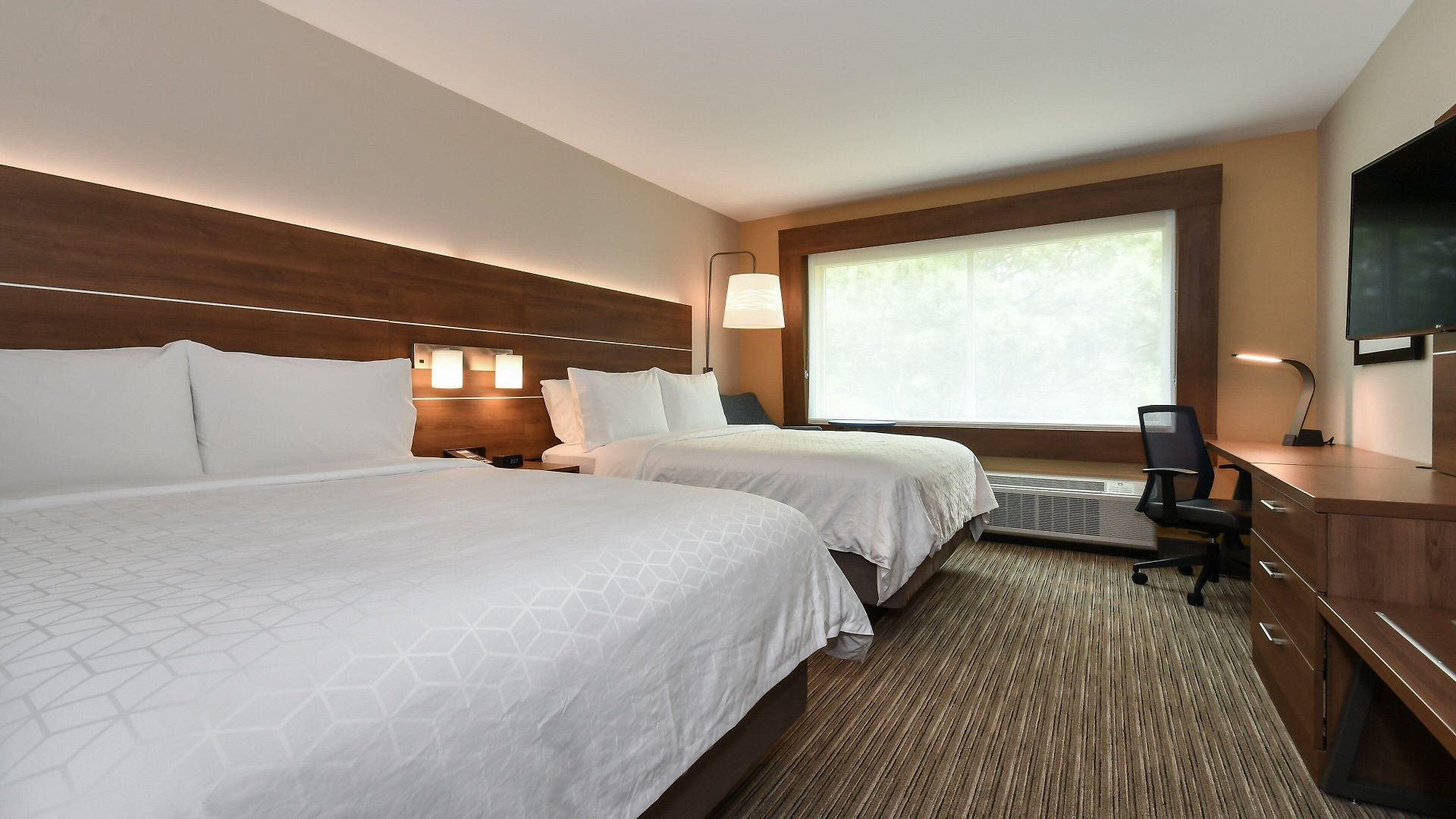 Hotel Express & - Ballantyne By Ihg