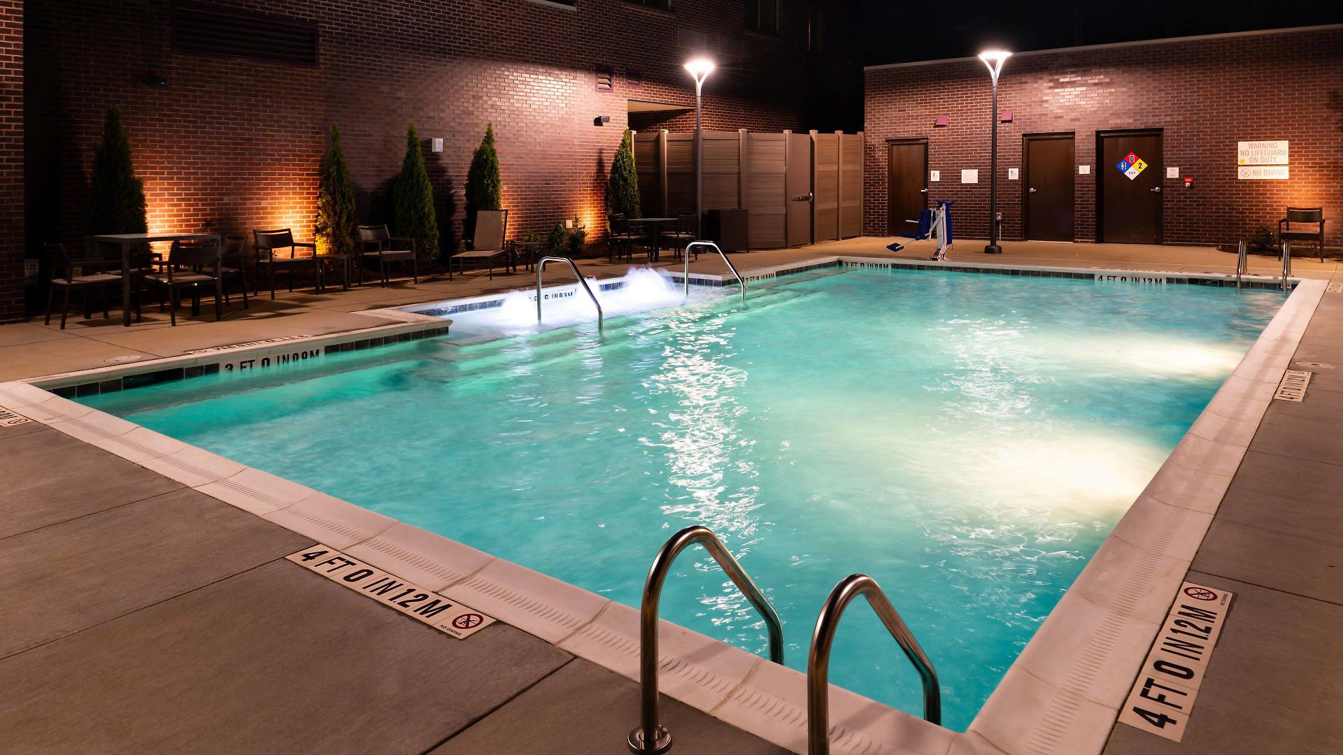 Courtyard By Marriott Northlake 2* Charlotte
