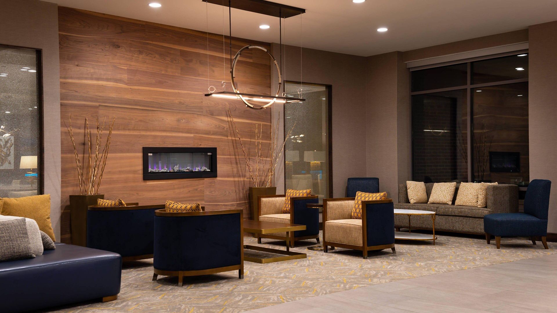 Courtyard By Marriott Northlake Hotel 2*