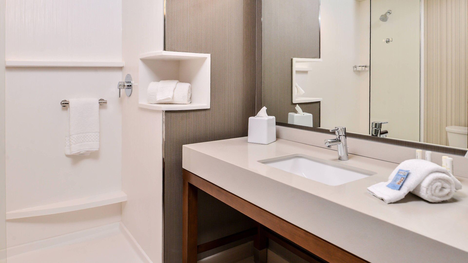 Hotel Courtyard By Marriott Northlake