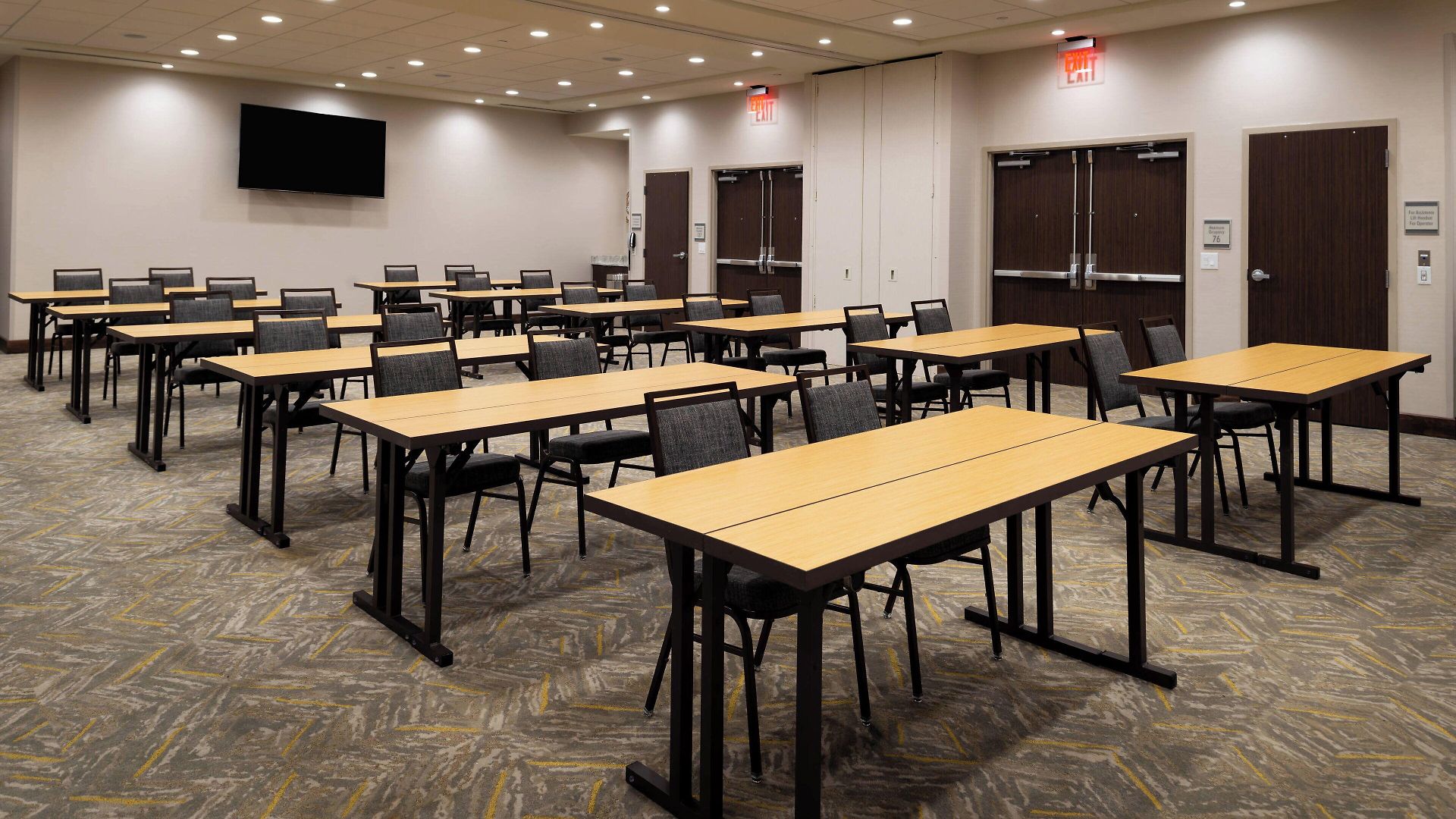 By Marriott Northlake 3*