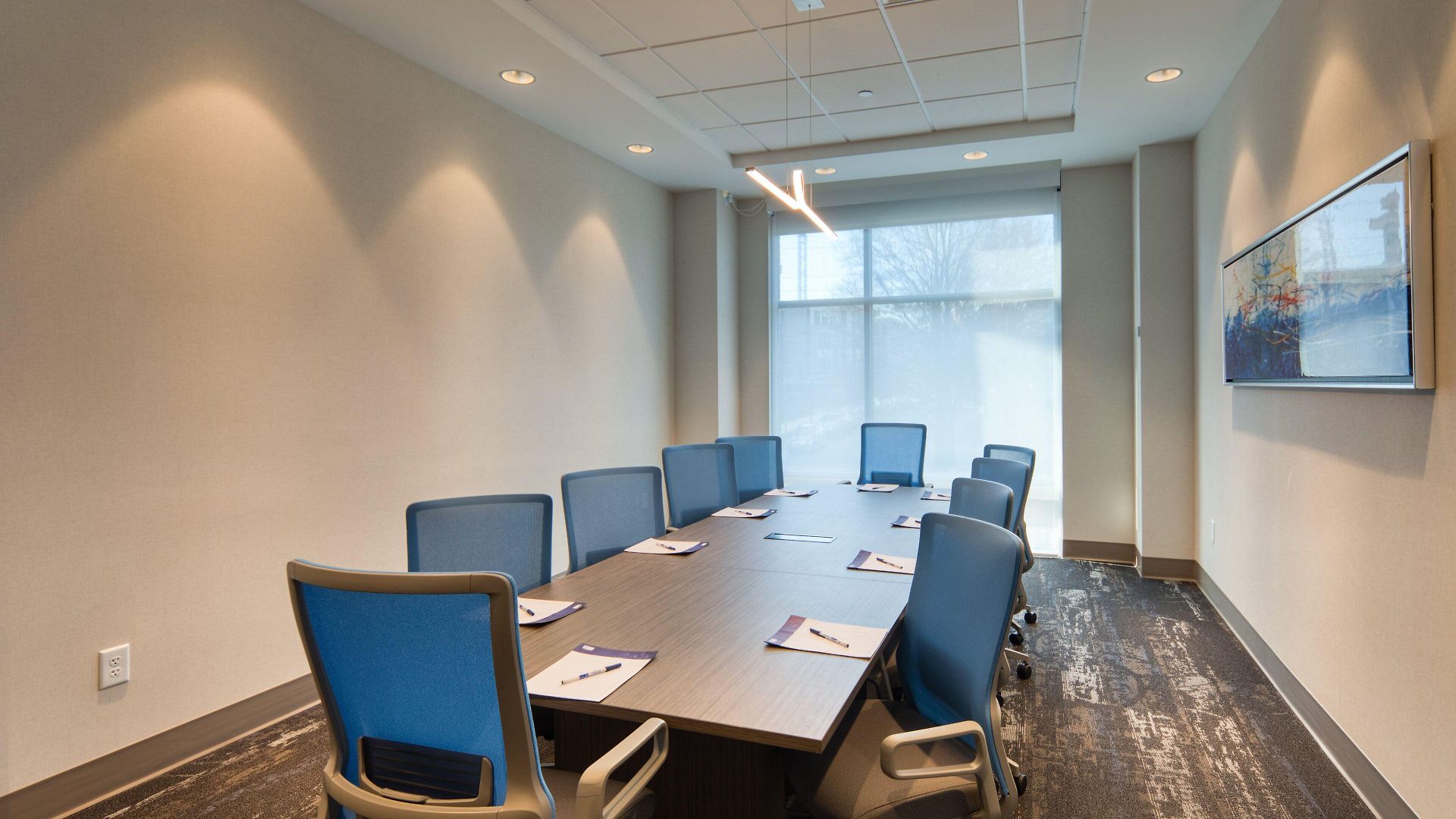 Express & - - South End By Ihg