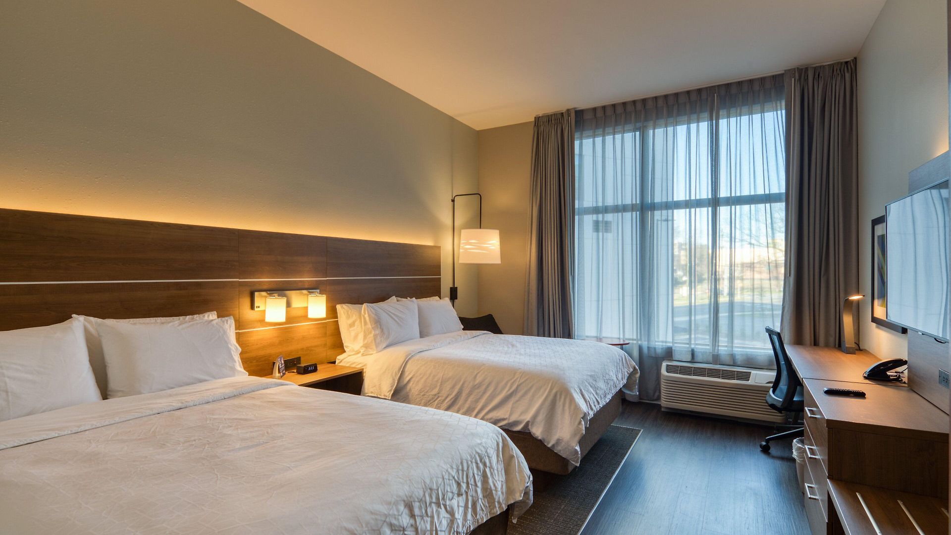 Express & - - South End By Ihg 3*