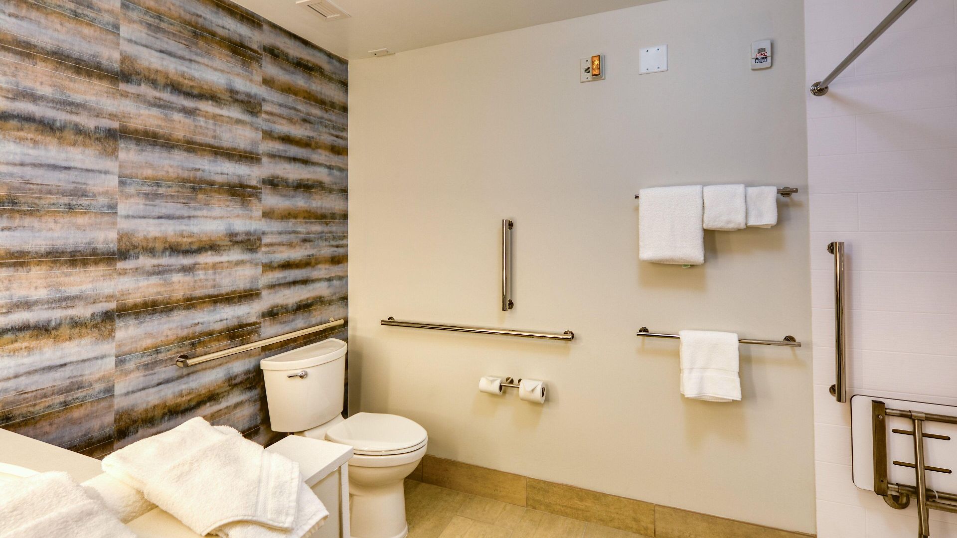 Express & - - South End By Ihg
