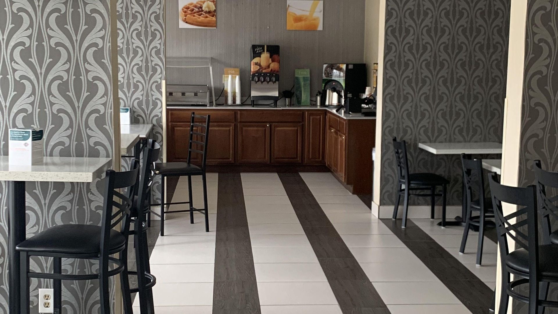 6 Charlotte, Nc - Airport South Hotel 4*