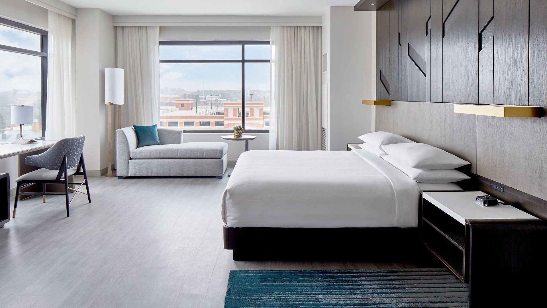 Unc Marriott & Conference Center Hotel 3*