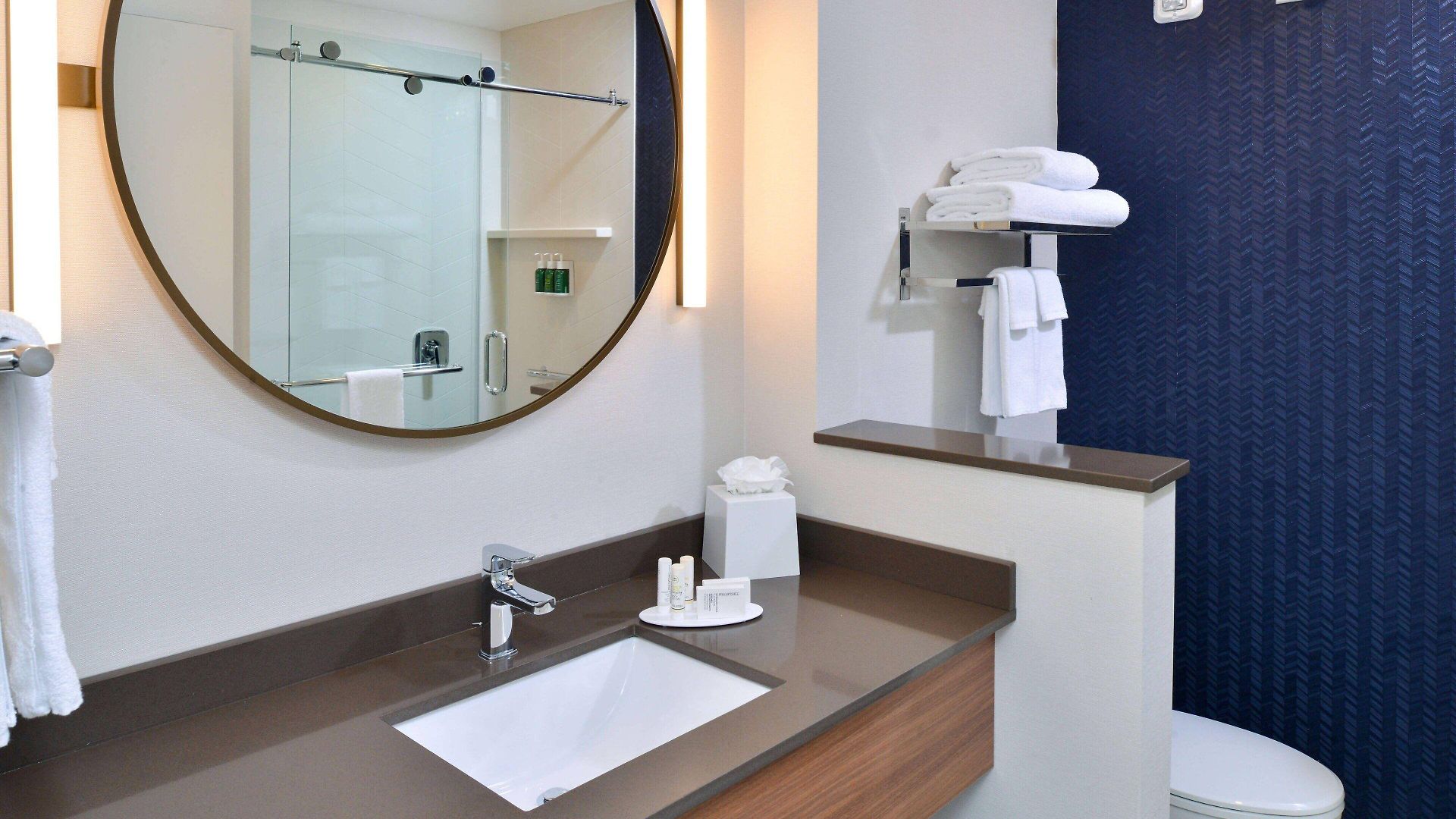Fairfield & By Marriott Research Park Hotel Charlotte