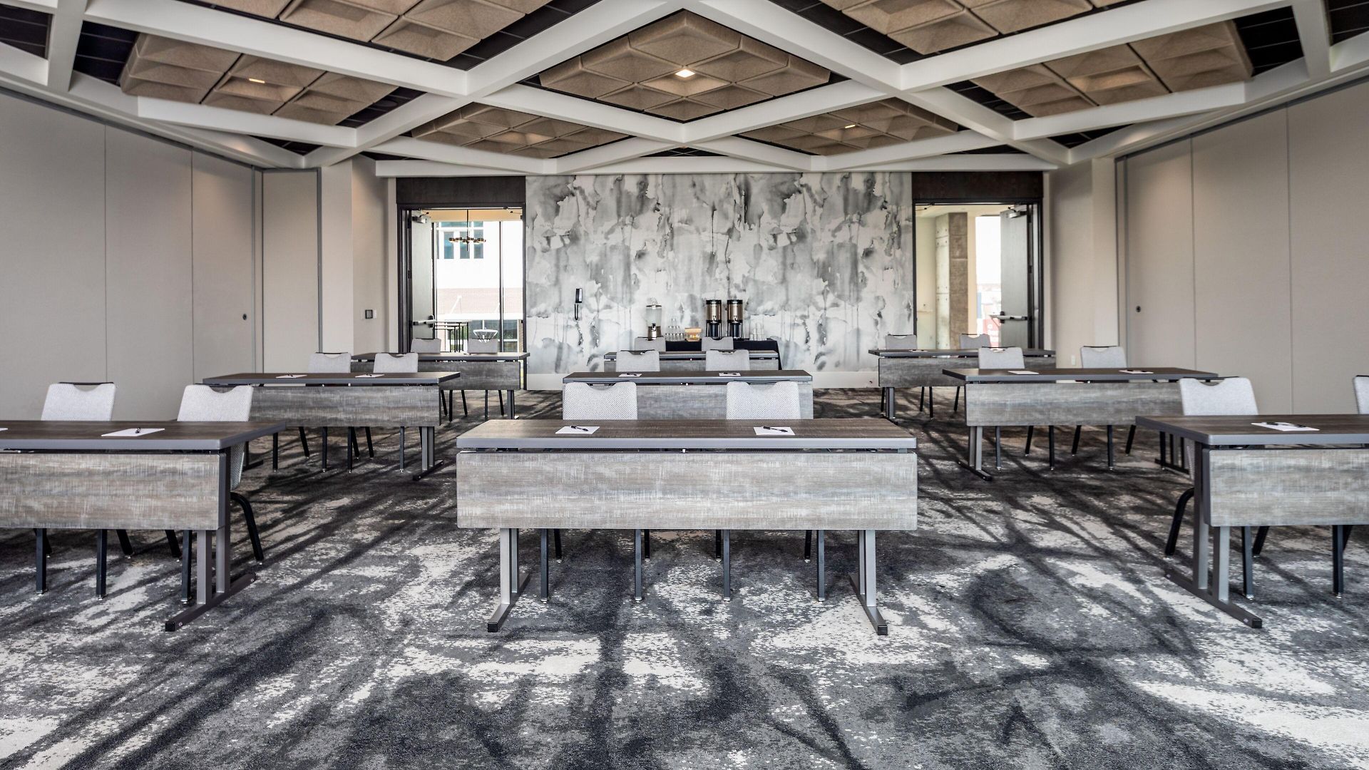 Hyatt Centric Southpark 4*