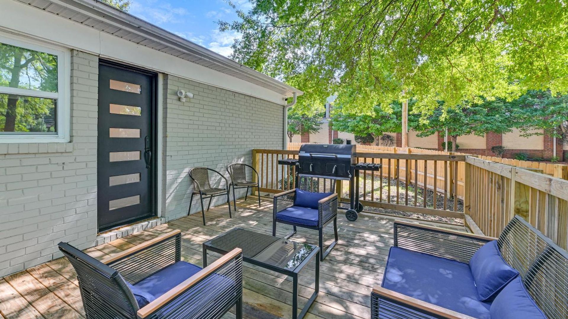 Gem W/ Deck & Community Amenities *
