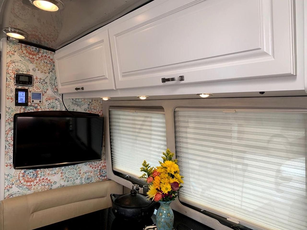 Huge Airstream Is Perfect For A Family Getaway Holiday home