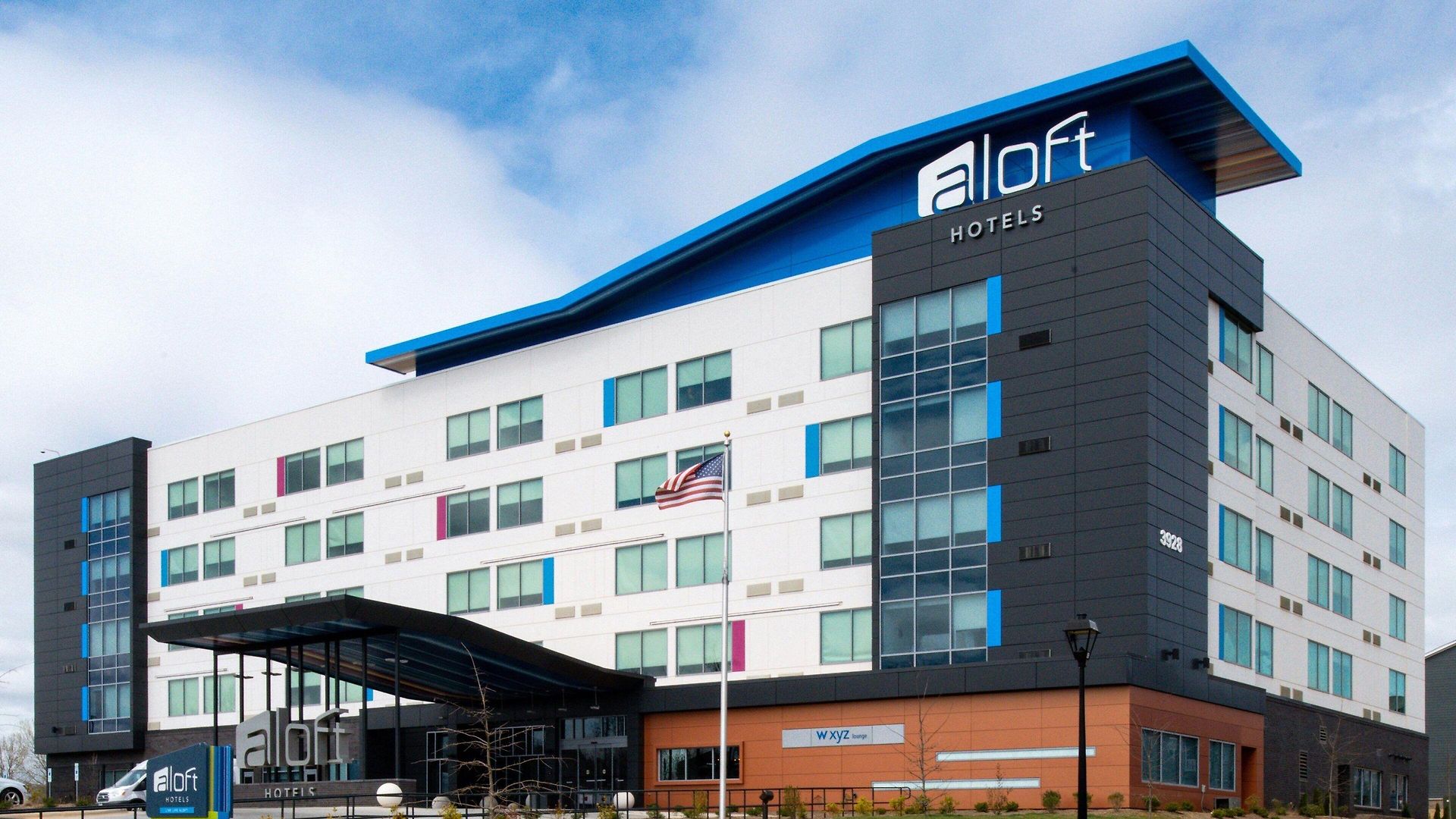 Hotel Aloft By Marriott Airport 3*