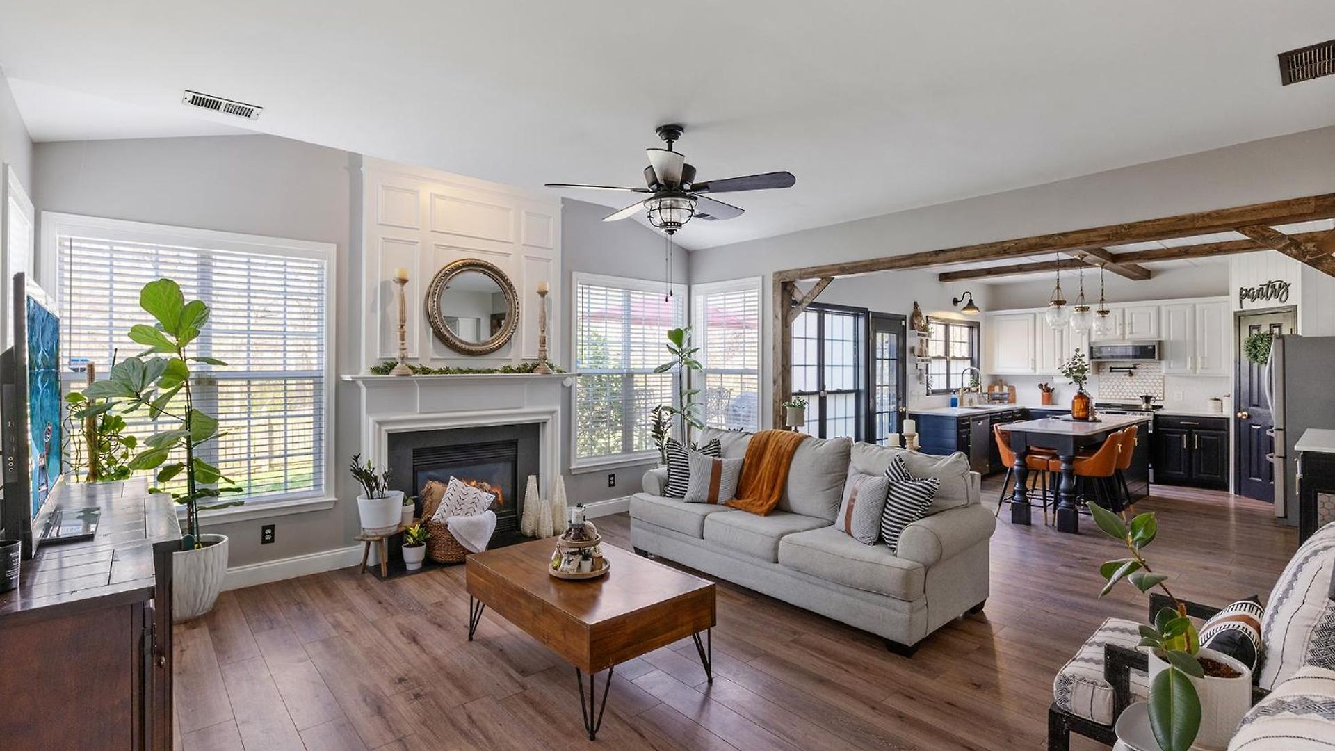 Private In Ballantyne Homestay