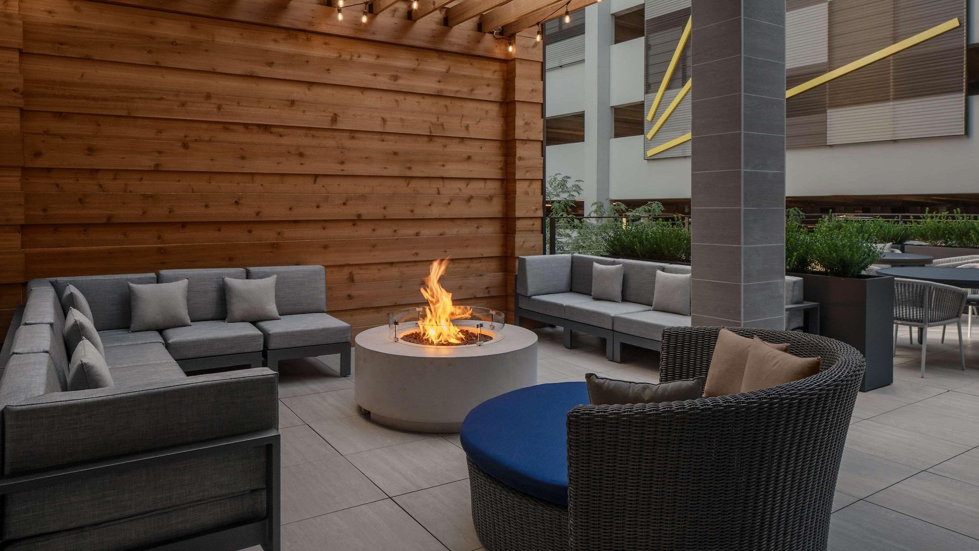 Homewood By Hilton Uptown First Ward Hotel