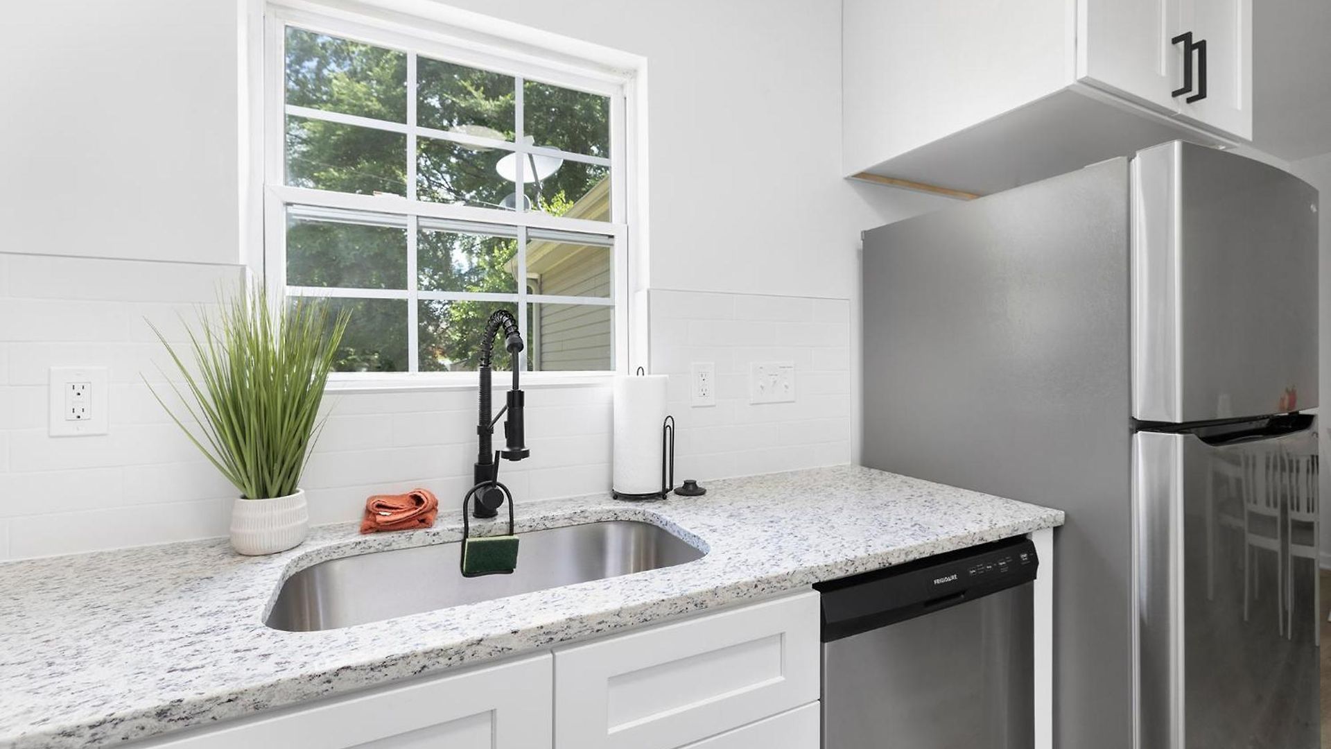 Holiday home Stylish Queen Getaway In Camp North End