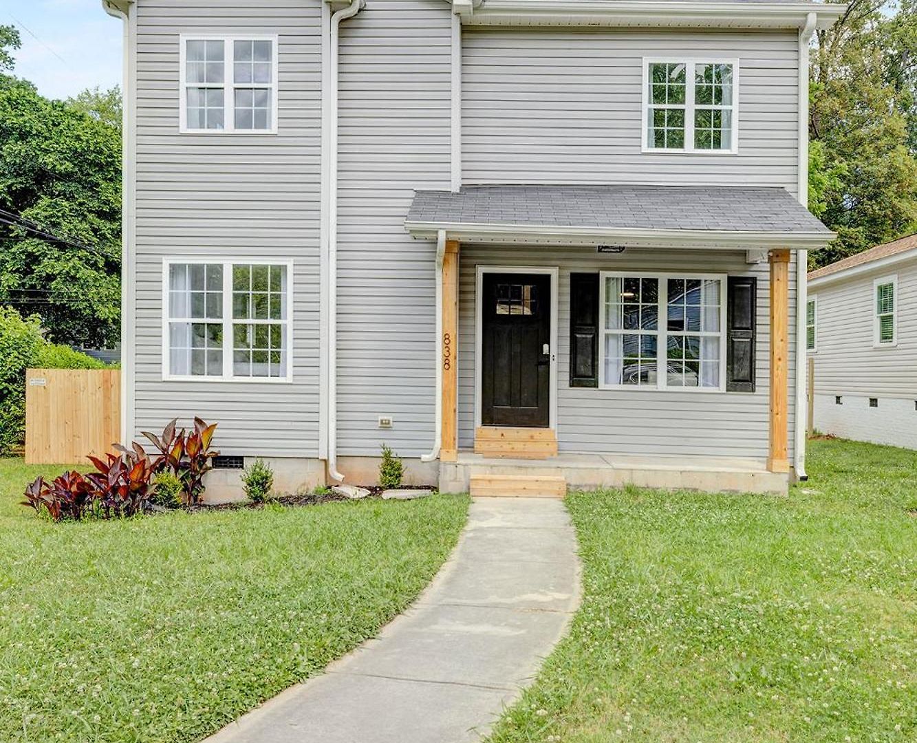 Holiday home Stylish Queen Getaway In Camp North End Charlotte