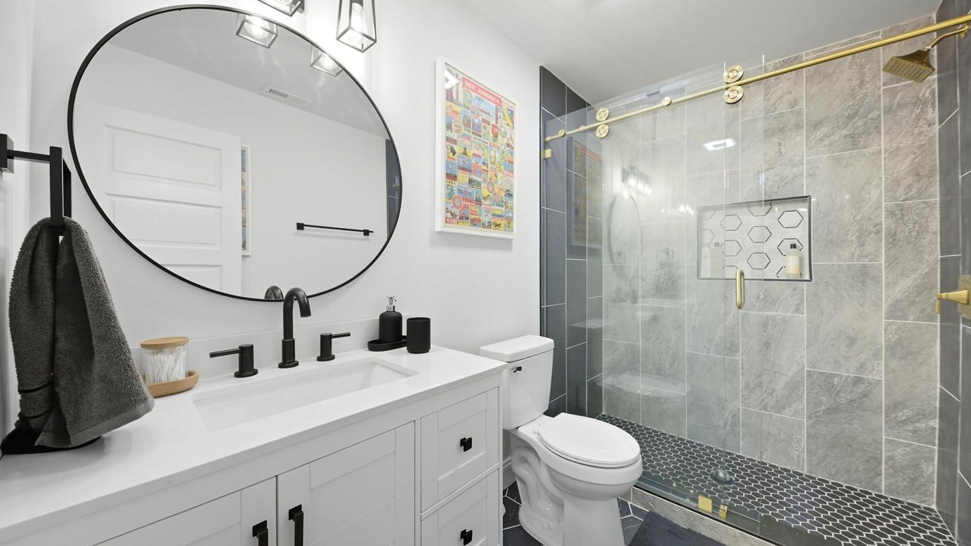 Guest house Bedrooms With Private Bath - 12min From Uptown