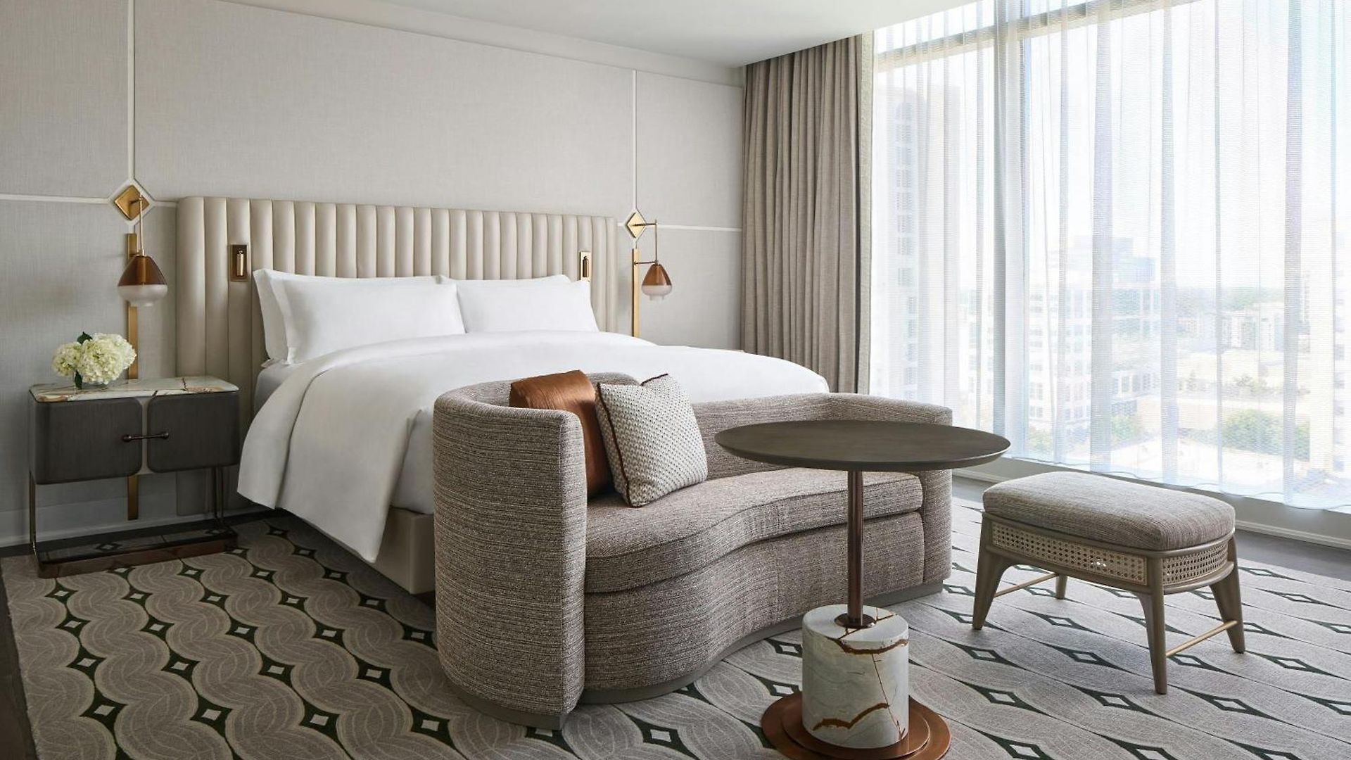 Hotel The Ritz-carlton, 5*