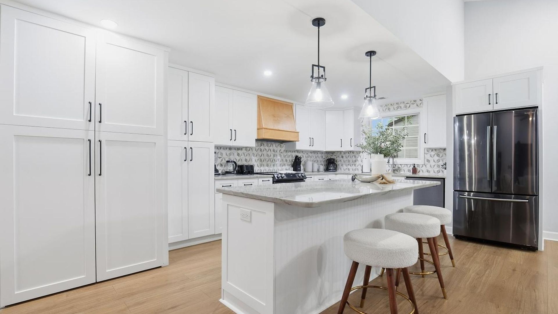 Shadowlake: 4br House Holiday home Charlotte