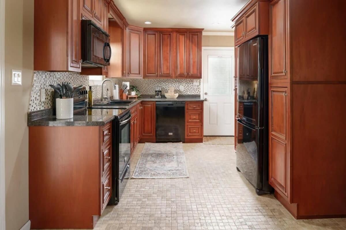 Serene Getaway With Patio In Pineville Holiday home Charlotte