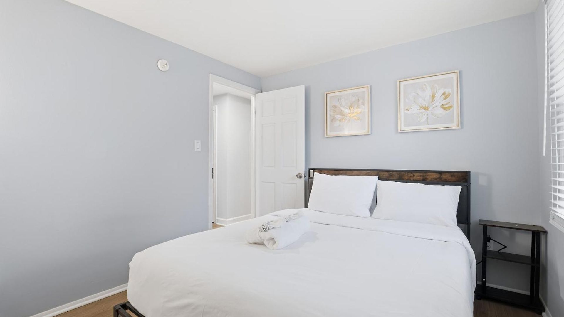 Holiday home Shadowlake: 4br House Charlotte