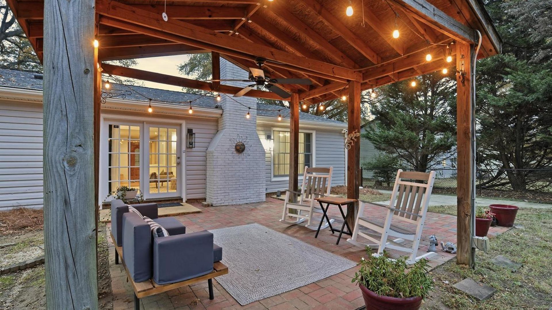 Shadowlake: 4br House Holiday home Charlotte