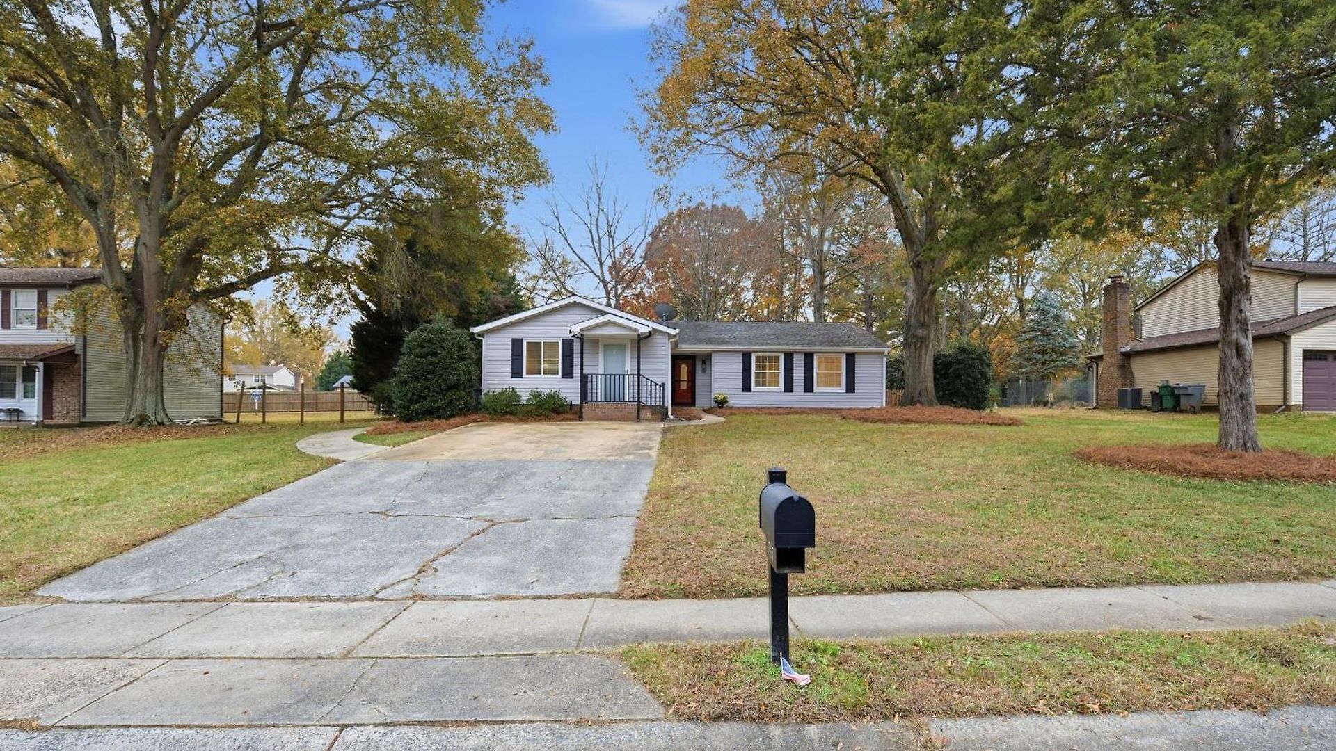 Shadowlake: 4br House * Charlotte