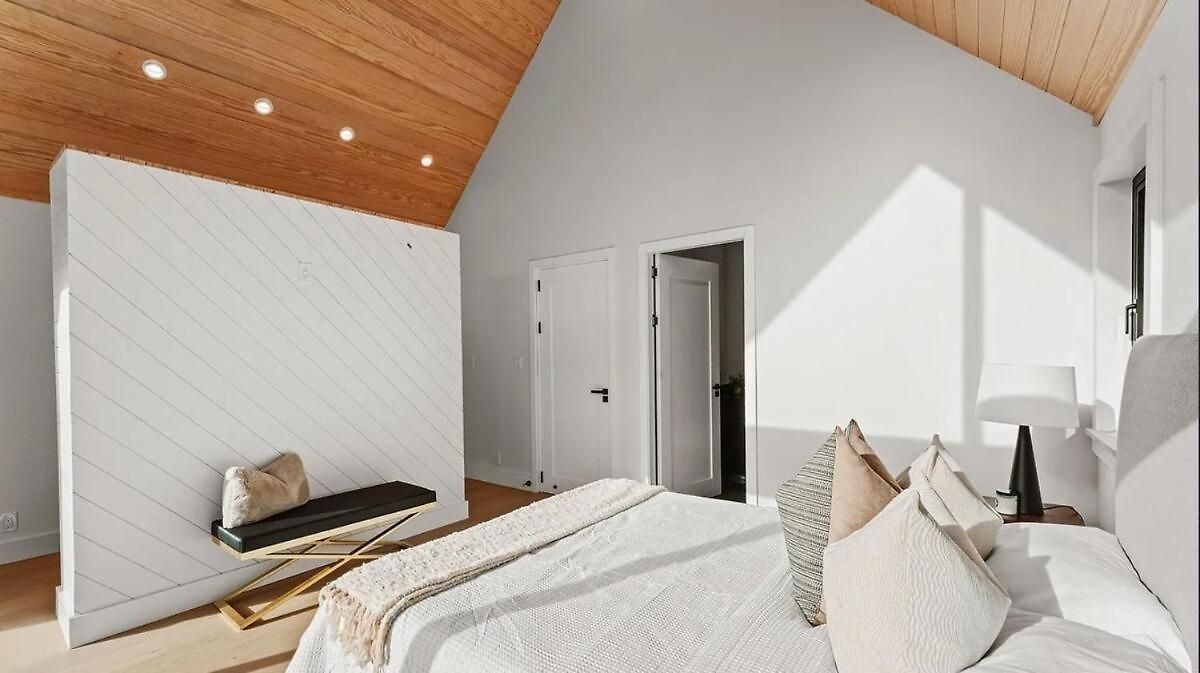 Elegant Carmel Frame Apartment