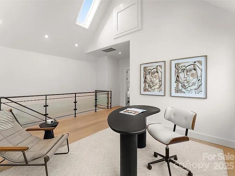Elegant Carmel Frame Apartment