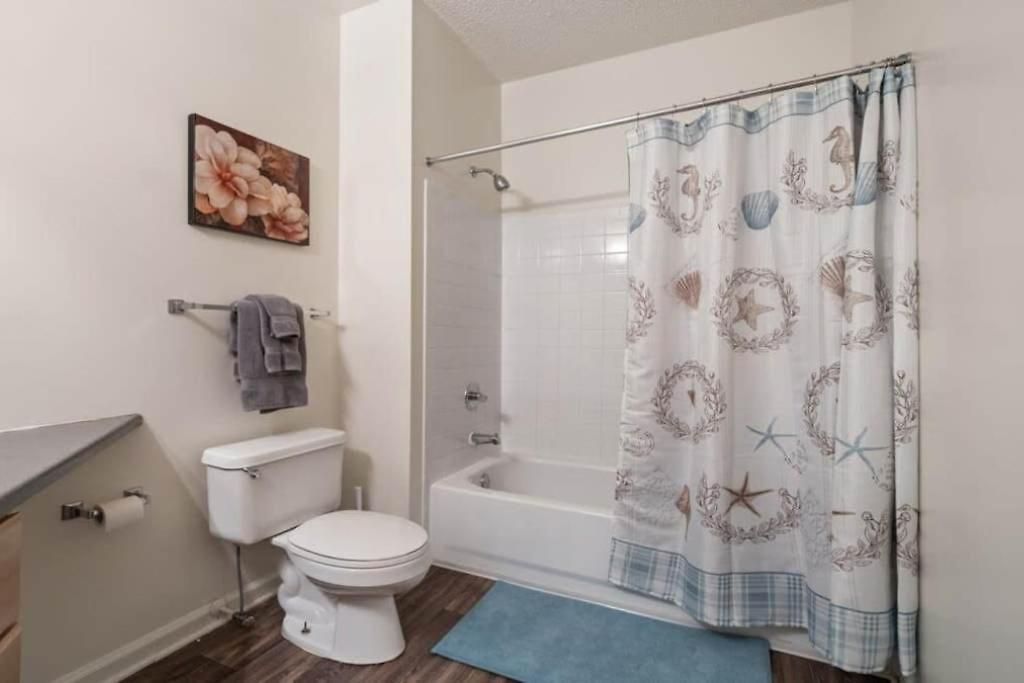 Cozy 1-br With A Seasonal Pool * Charlotte