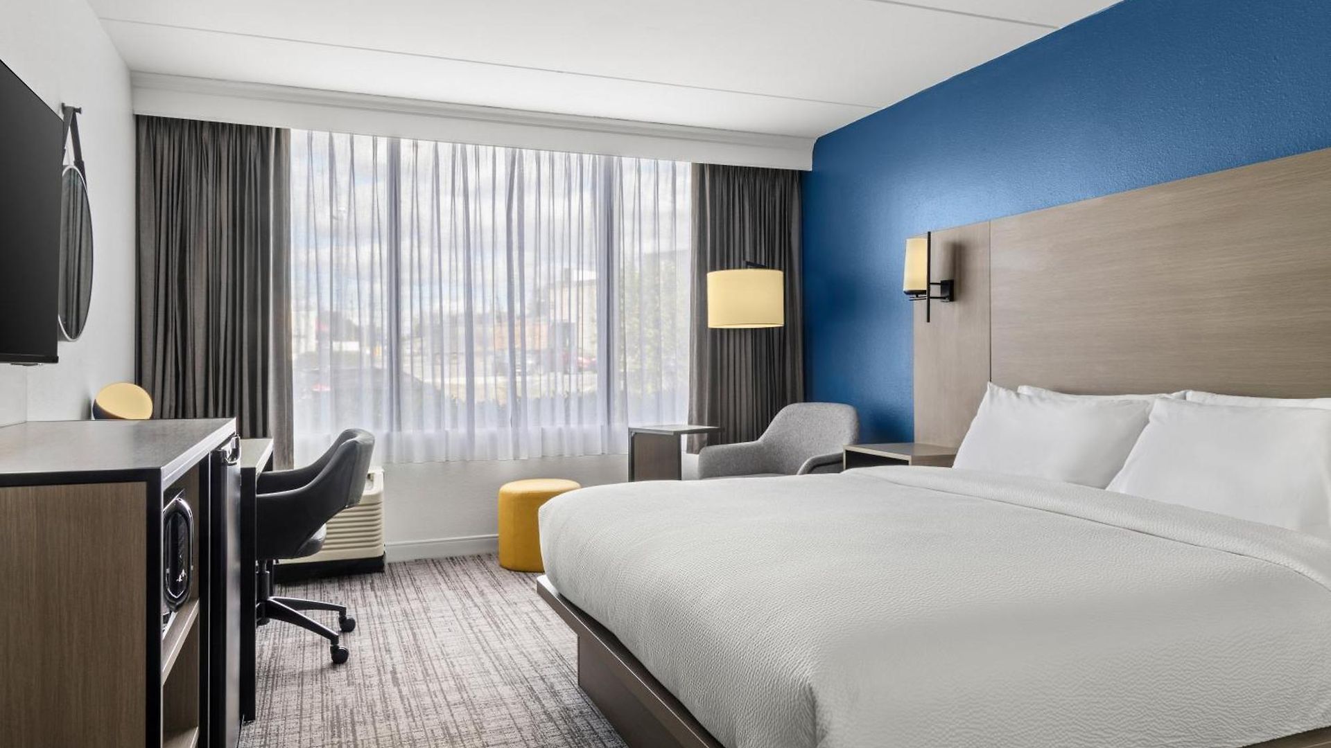 Hotel Express By Marriott South End