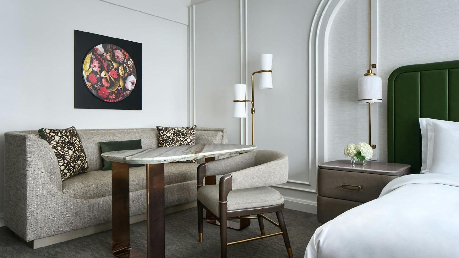 The Ritz-carlton, Hotel 5*