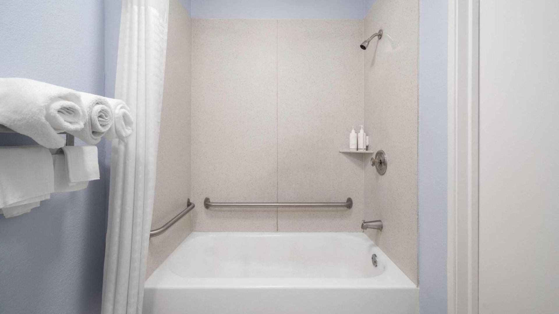 Days By Wyndham Charlotte
