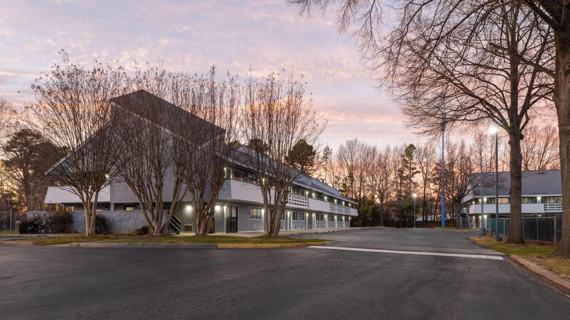 Days By Wyndham Motel Charlotte
