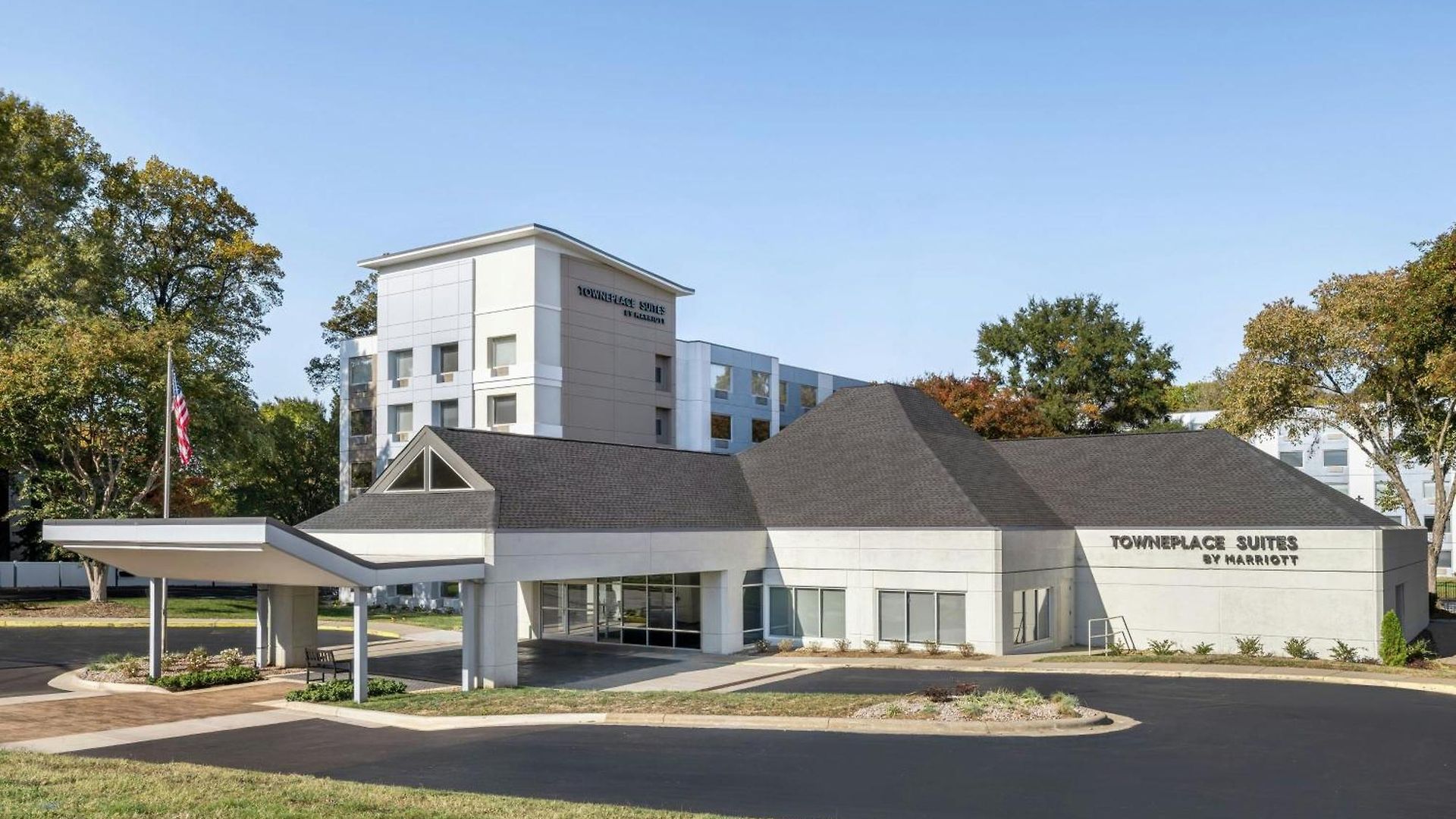 Towneplace By Marriott Loso Airport