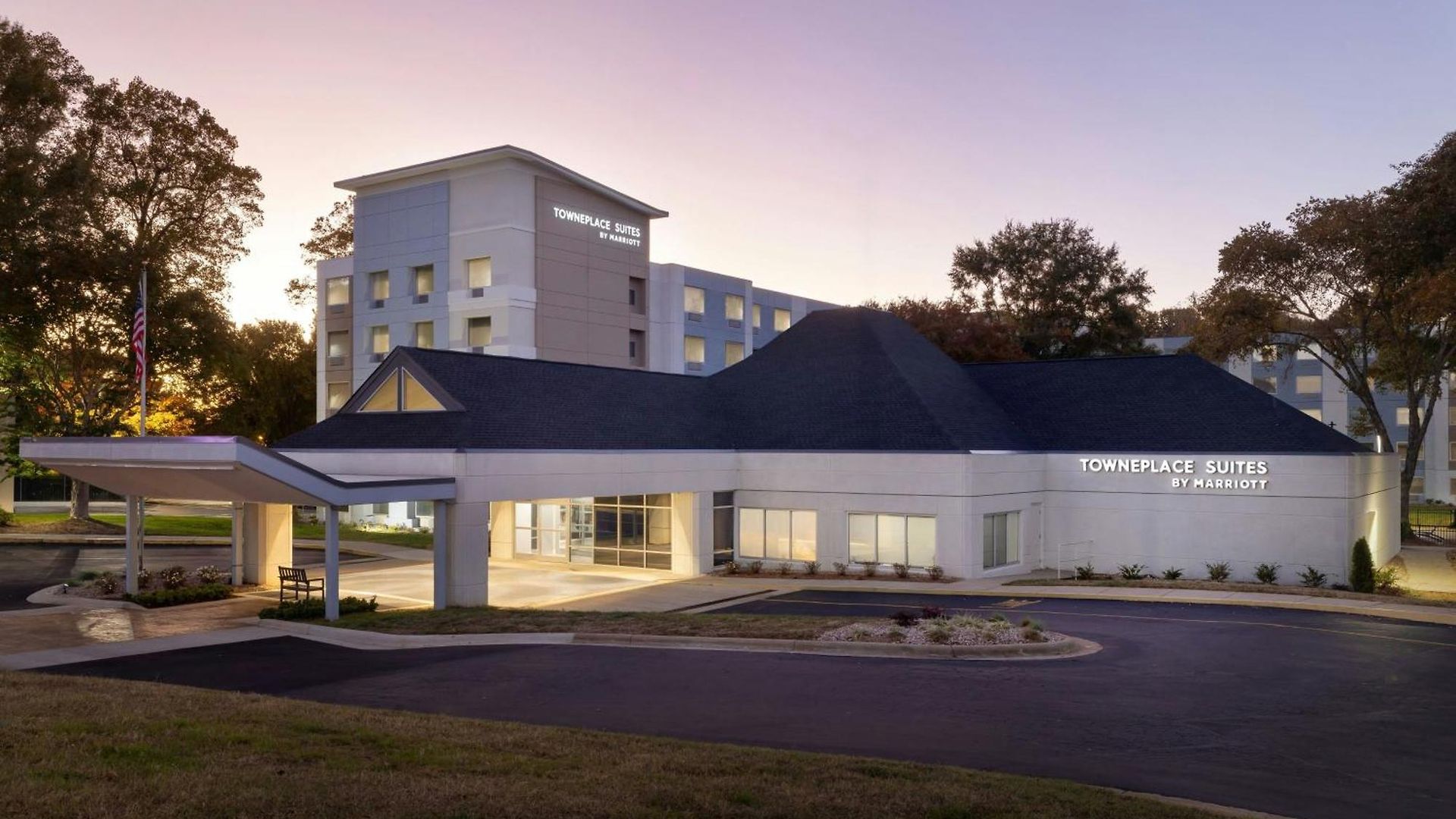 Hotel Towneplace By Marriott Loso Airport 3*