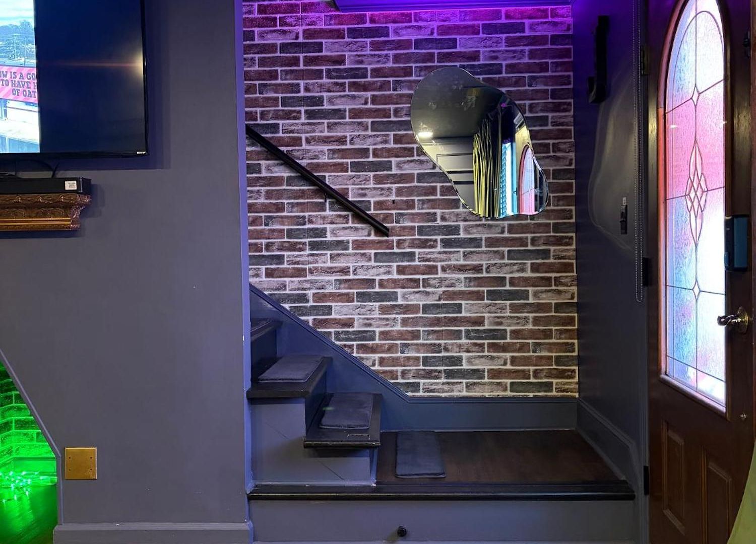 Luxurious Getaway At Js Place Charlotte