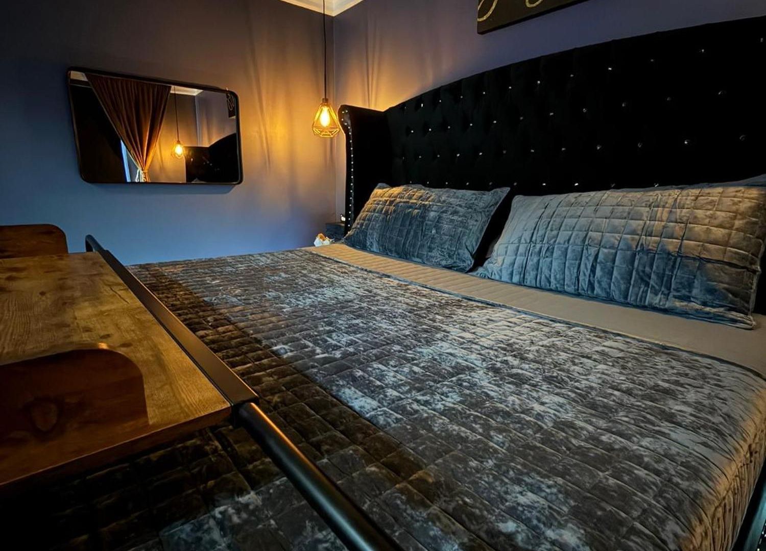 Luxurious Getaway At Js Place Holiday home *