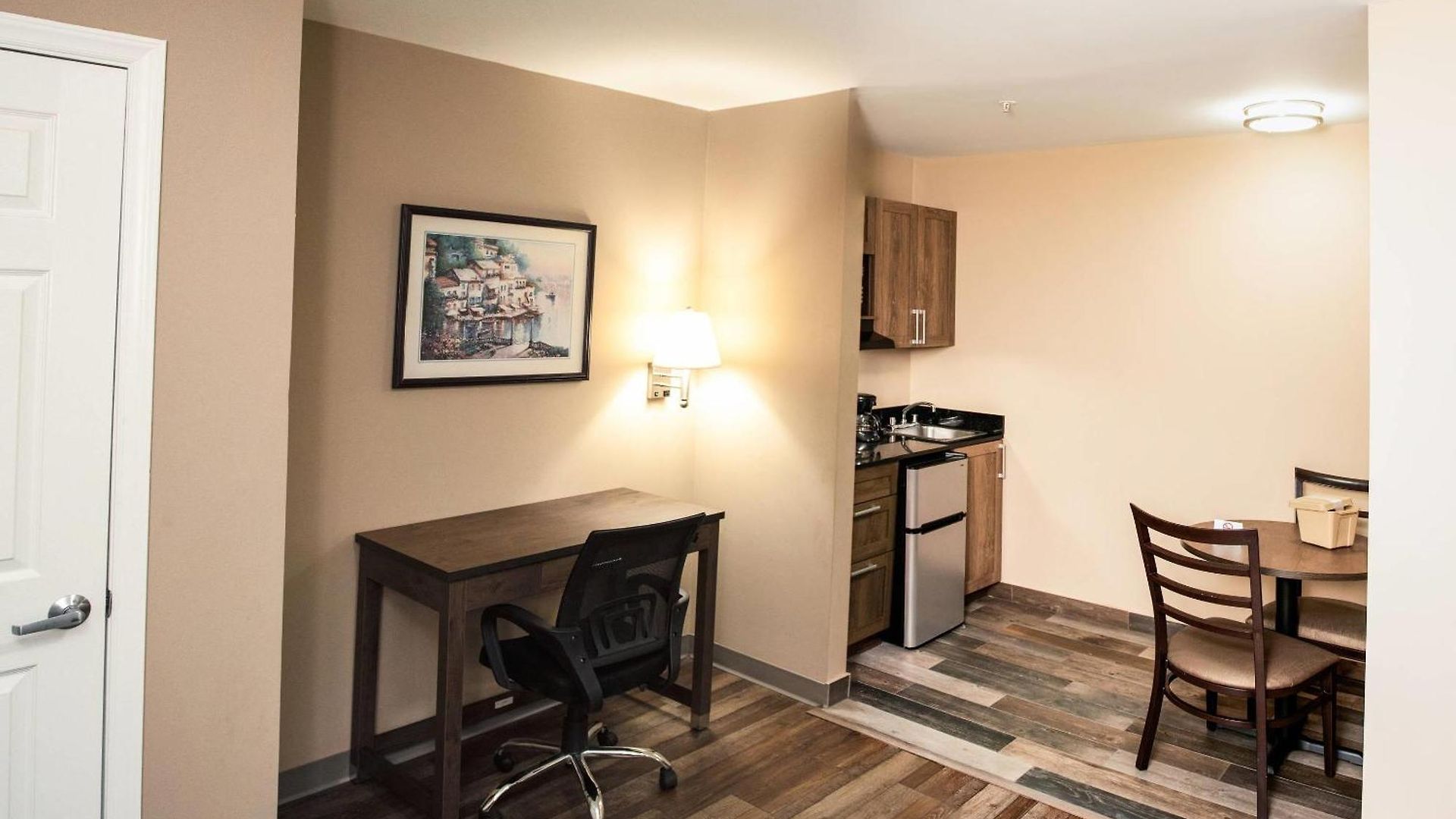 Hotel Suburban - Ballantyne 3*