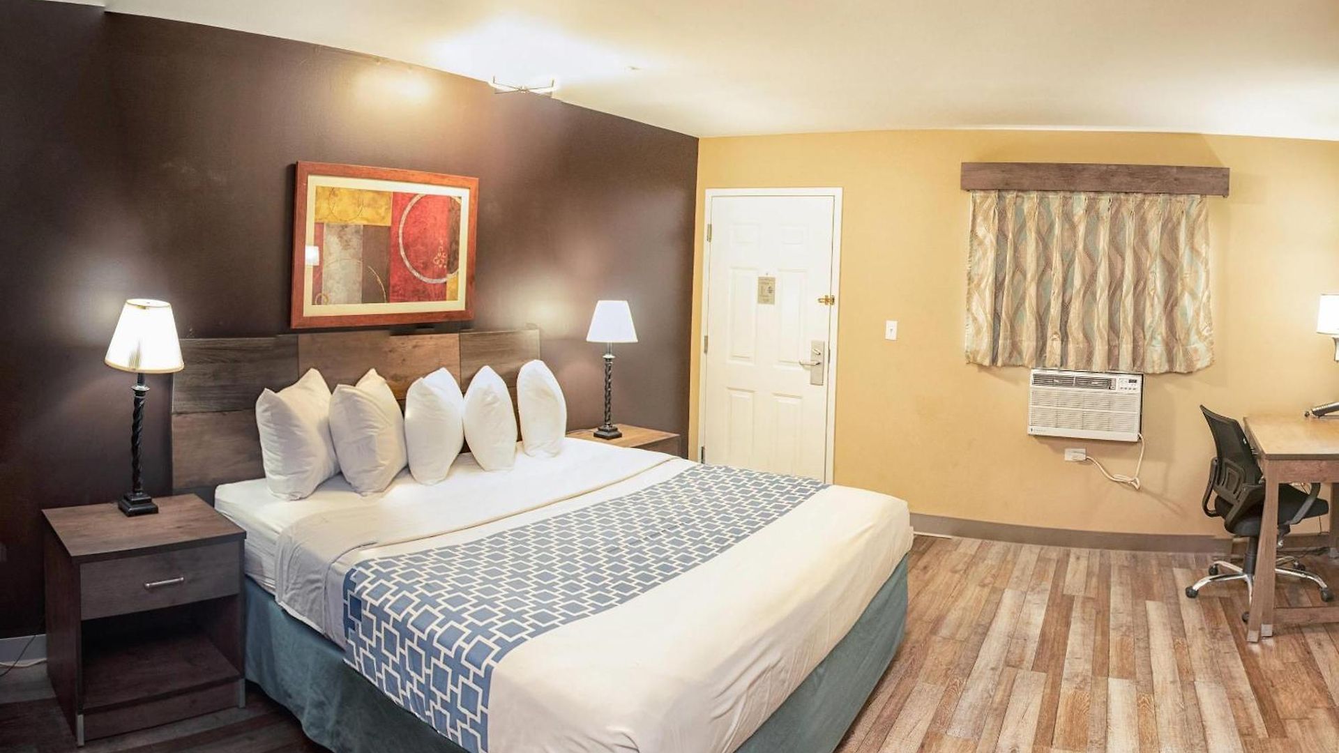 Suburban - Ballantyne Hotel Charlotte