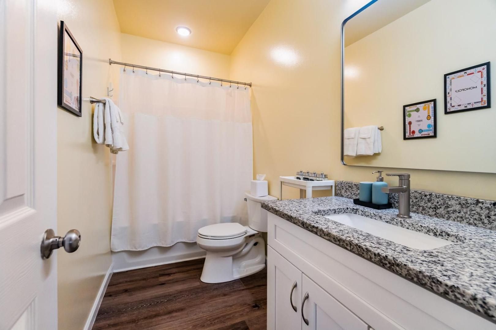 Holiday home Uptown 3br | Grill + Fire Pit *