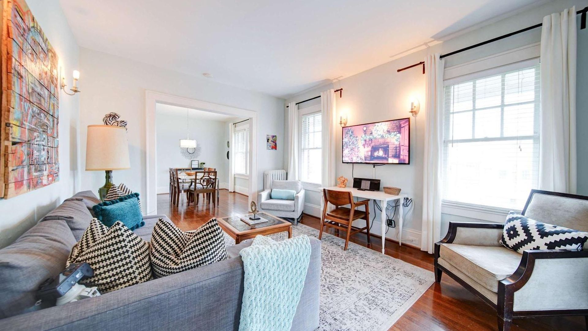 Elegant 1br In Elizabeth With Covered Porch Holiday home Charlotte