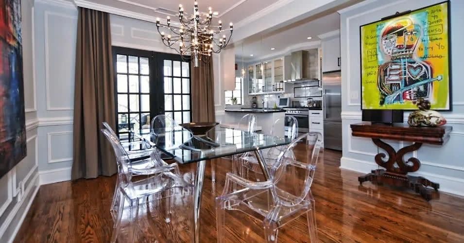 Beautifully Furnished Modern 2br With Balcony Charlotte