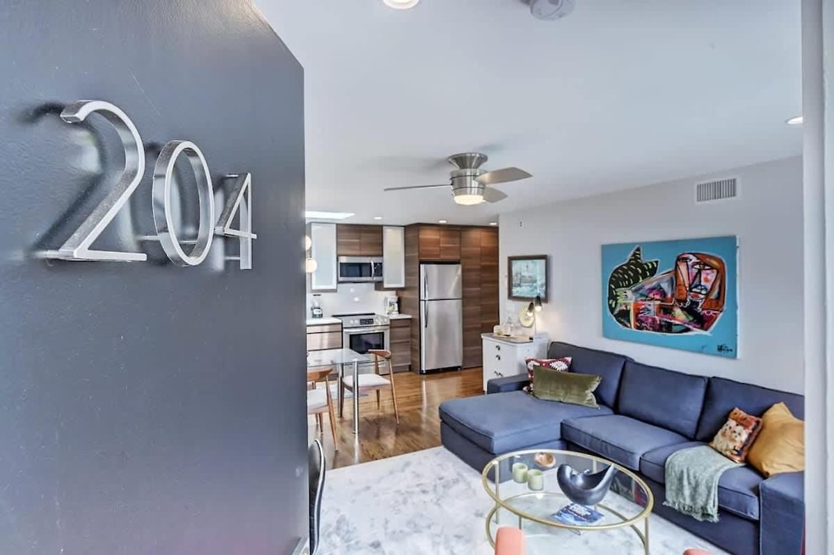 Modern 1br In The Heart Of Clt Holiday home