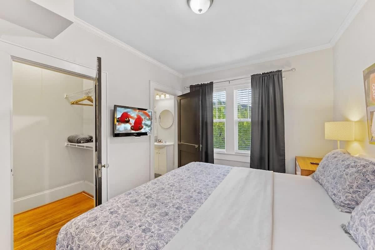 Holiday home Vibrant And Cozy 2br Near Uptown With Balcony Charlotte