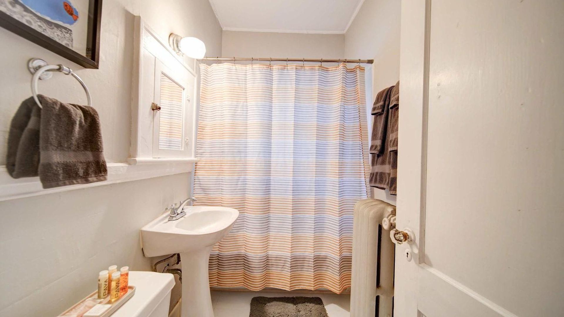 Holiday home Elegant 1br King Condo, Elizabeth-plaza Midwood Charlotte