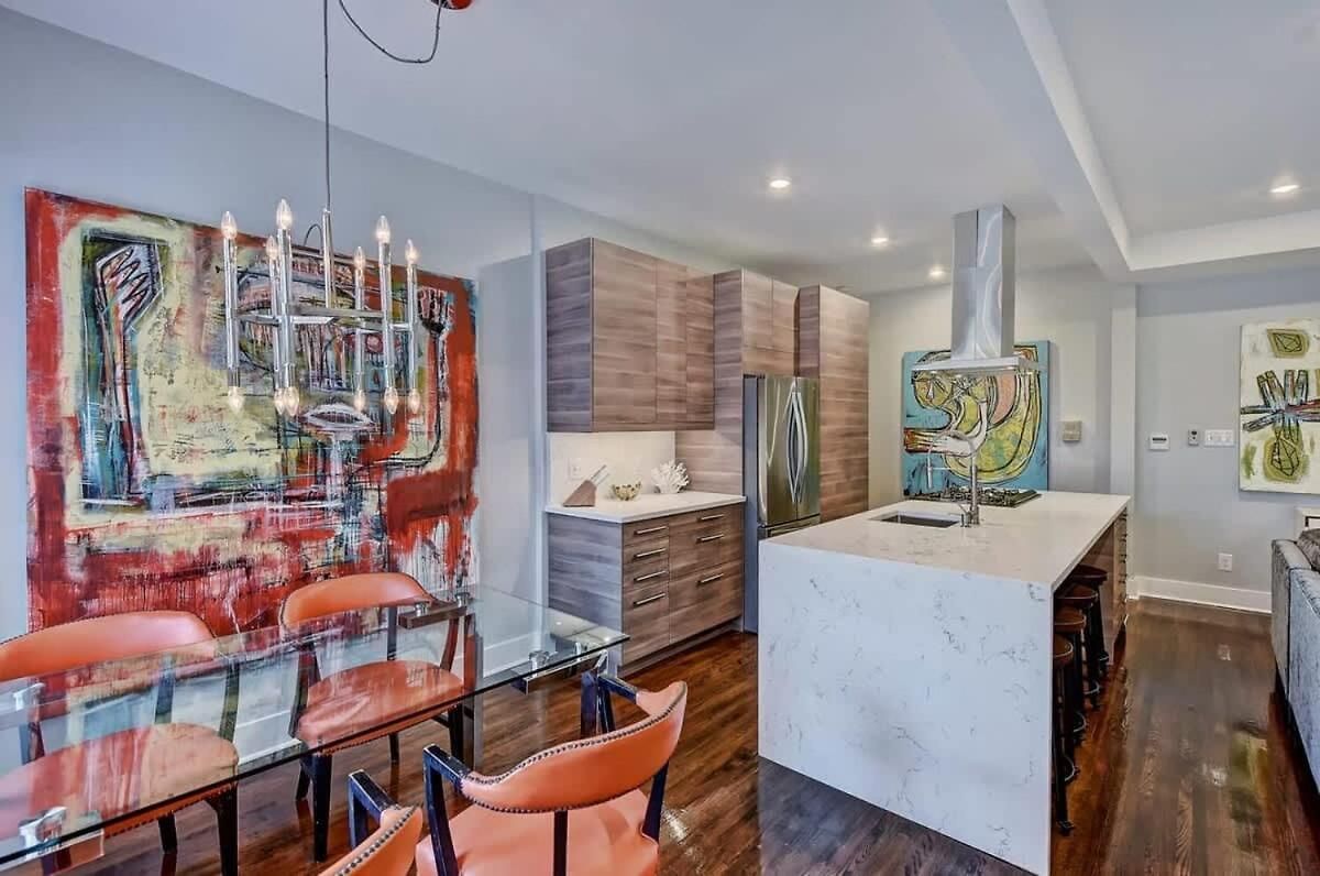 Holiday home Modern 2br With Sunroom Near Uptown *